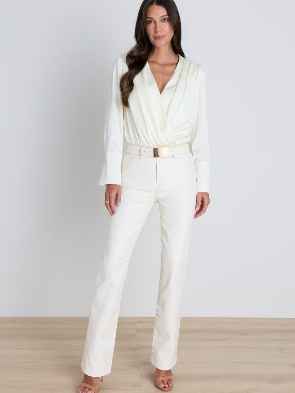 THE NOLI SHOP Aria Coated Flare Jean Vanilla Classic and Petite - Picture 3 of 8